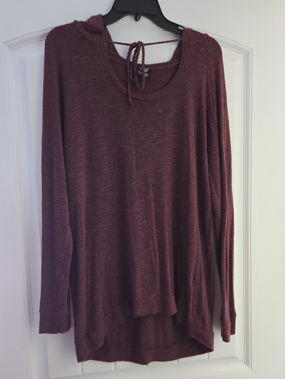 bobeau Long-Sleeve Tie-Back Top in Burgundy